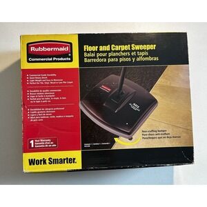 Rubbermaid Commercial 421288BLA 44 in. Floor and Carpet Sweeper - Black/gray